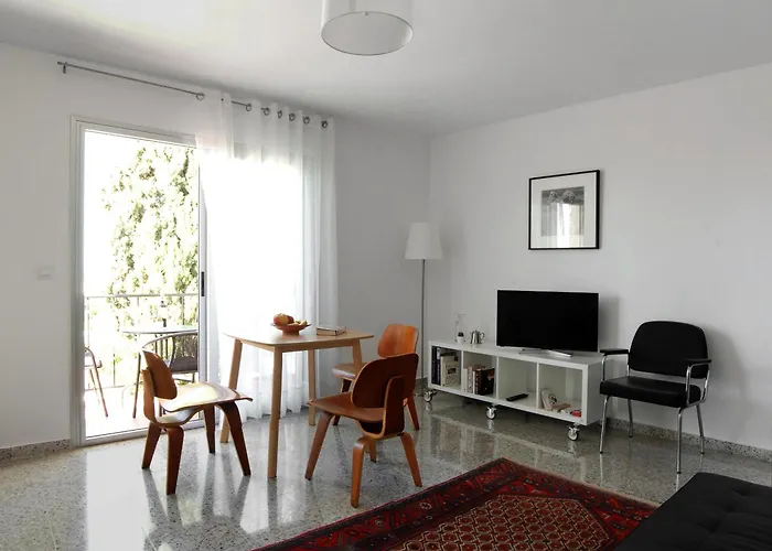 Casa *