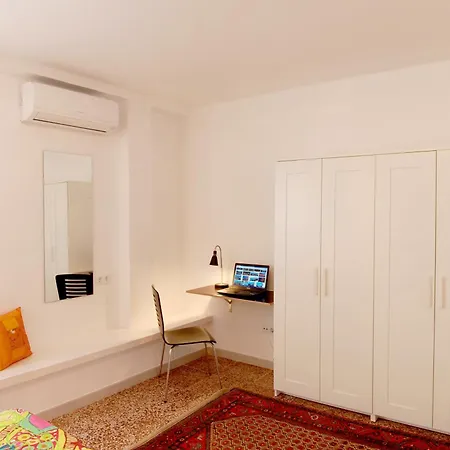 Casa *